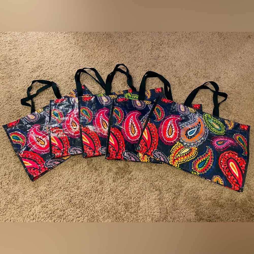 Vera Bradley Market Tote Bags (5)